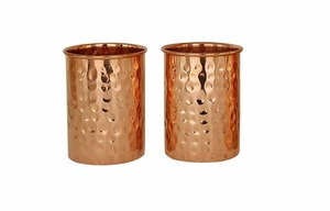 Vasos de Cobre Martillado Estilo Vintage, Juego de Tres Vasos Ecológicos para el Hogar - Product Image 2