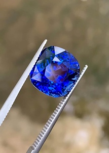 Saphir bleu royal naturel certifié, taille coussin, pierre précieuse non montée du Rajasthan pour la fabrication de bijoux - Product Image 3