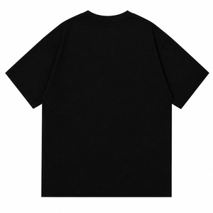 Camiseta Negra con Diseño de Casco de Fútbol Americano, Impresión Personalizada - Product Image 2