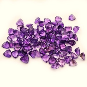 Piedras Preciosas Sueltas de Amatista Natural, Corte Trillón, 6mm, Facetadas, Color Púrpura, para Joyería, Venta al Por Mayor, Calibradas - Product Image 3