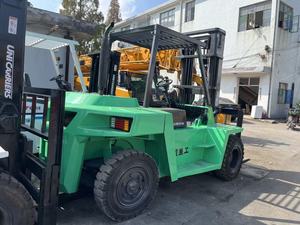 Mitsubishi 2.5 Ton Diesel Counterbalance Forklift 4X4 Rough Terrain Handling Equipment <b>Pallet</b> <b>Used</b> Seated Operation - Product Image 4