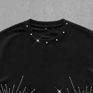 T-shirt homme en coton 100% éco-responsable, orné de strass, coupe ample, matière douce et lisse, respirant. - Product Image 3