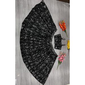 Hermoso Lehenga Choli de poliéster para fiestas con bordados - Product Image 1