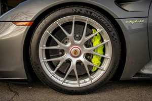 Porsche 918 Spyder 2015 · Coupé · Fibra de carbono · Tracción en las cuatro ruedas - Product Image 2