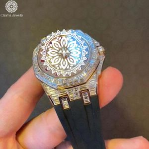 Montre de luxe pour homme Charm_Jewells en acier inoxydable, boîtier carré 40 mm, cadran analogique, verre saphir, mouvement mécanique ETA, bracelet en caoutchouc - Product Image 2