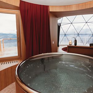 Jacuzzi de Acero Inoxidable 304 de Alta Calidad de 220 cm con Hidromasaje, 2 Luces LED Multicolor y 1 Escalera para Exteriores, Hoteles y Villas Privadas - Product Image 6