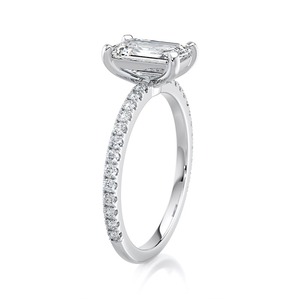 Bague de fiançailles en or blanc avec diamant de laboratoire taille émeraude 1,40 carat, pavé de diamants, bijoux de mariage personnalisés, vente en gros - Product Image 4