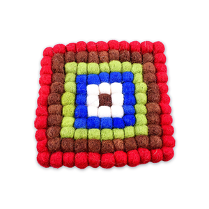 Sous-plat carré en feutre pour la collection de tapis et de coussinets - Product Image 2