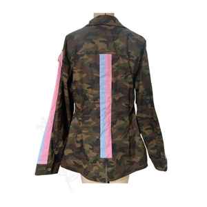 Chaqueta Utilitaria de Camuflaje para Mujer Jack and Jill, Chaqueta con Botones y Logotipo Bordado, Suministro al por Mayor OEM Personalizado - Product Image 3