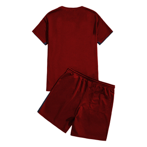 Ensemble de survêtement pour hommes Street Wear avec logo personnalisé, t-shirt 100% coton polyester et short assorti, 2 pièces - Product Image 5