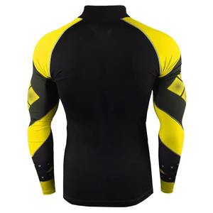 Camiseta de compresión unisex de manga larga, de secado rápido, transpirable, de spandex y poliéster, con cuello redondo, para gimnasio y culturismo. - Product Image 6