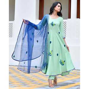 ชุดสัลวาร์ คามีซ ลายวาดมือแบบลำลองของมอเรปันค์ สีเขียวหมึก ผ้าเรยอน ไซส์ XS - Product Image 6