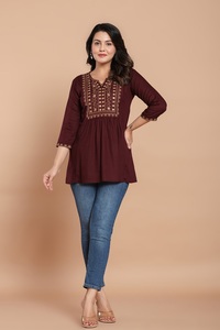 Kurta en coton pour femmes avec broderie dorée, manches 3/4, tenue décontractée ethnique, longueur midi, coupe ample - Product Image 2