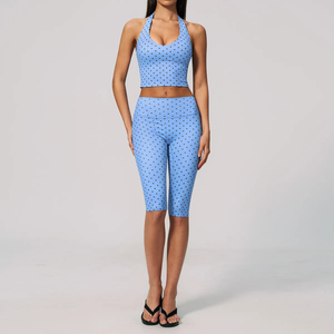 Ensemble de yoga 2 pièces imprimé pois blancs : haut court dos nu et pantalon taille haute mi-mollet, vêtements de sport anti-transpiration pour femme - Product Image 4