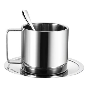 Elegante taza de café que complementa el café de alta calidad, con un diseño artístico que refleja un gusto refinado y un estilo de vida. - Product Image 1