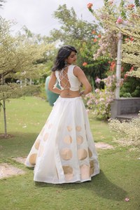 Conjunto de Lehenga Choli de Seda Blanca, Vestido Étnico Tradicional Indio, Traje Gamitha Largo Hasta el Suelo para Bodas y Fiestas - Product Image 4