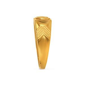 Anillo de Sello Rectangular de Lujo Dorado con Detalle de Emblema Circular, Banda Ancha Texturizada y Acabado Cepillado, Joyería Fina Moderna para Hombre - Product Image 4