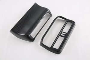 ฝาครอบช่องระบายอากาศด้านหลังคาร์บอนไฟเบอร์ระดับพรีเมียมสำหรับ LC300 2022-2024 อุปกรณ์ตกแต่งภายใน - Product Image 1