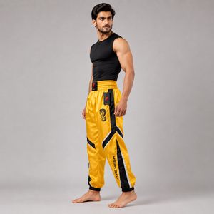 Pantalones de kick boxing de alto rendimiento hechos con materiales que absorben la humedad, garantizando comodidad, flexibilidad y durabilidad. - Product Image 3