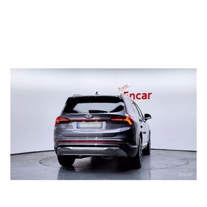 ฮุนได ซานตาเฟ่ ปี 2022 เครื่องยนต์เบนซิน 2.5T ขับเคลื่อน 2 ล้อ รุ่น SUV พร้อมกล้องมองหลัง มาตรฐานไอเสียยูโร 5 เบาะหนัง พวงมาลัยซ้าย วิ่ง 77,941 กม. - Product Image 4