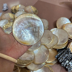 จานเปลือกหอยเวียดนามงานฝีมือสุดประณีต ขอบชุบเงิน พร้อมประกายรุ้งอันงดงามสำหรับนักสะสม - Product Image 3