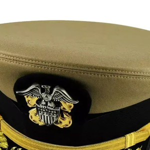 หมวกทรงพิธีการ OEM พร้อมปีกหมวกปักดิ้นทอง ขายส่งหมวกทรงแหลมแบบยูนิฟอร์ม พร้อมตราปักดิ้น ป้ายตราสัญลักษณ์ - Product Image 2