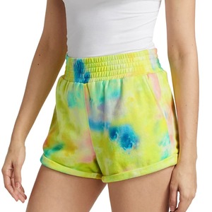 Pantalones Cortos Deportivos Elásticos de Cintura Alta con Estampado Tie-Dye para Mujer, Color Caramelo, Ideales para Verano - Product Image 2