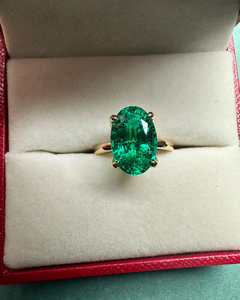 Elegante Anillo de Compromiso de Lujo para Mujer con Diamante Cultivado en Laboratorio de Corte Ovalado, Oro de 14K, Certificado IGI, 3.0 Quilates - Product Image 1
