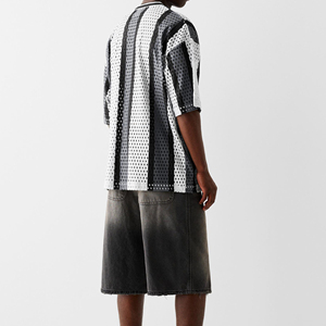 Best Manufacturer Custom Men's Streetwear Mesh T-Shirt Quick Dry Hip Hop Front Logo <b>V</b>-neck Loose <b>Fit</b> - Product Image 2
