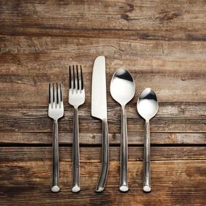 ชุดช้อนส้อมสแตนเลสคุณภาพสูง 18/10 งานตีขึ้นรูปด้วยมือ สไตล์วินเทจ - Product Image 6