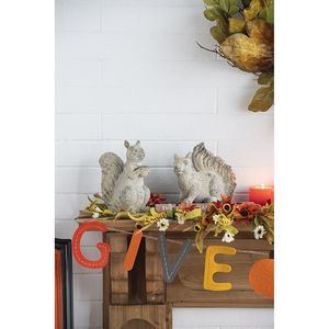 Set di 2 Scoiattoli in Resina con Finitura Rustica, 8x4x8.3"H, Decorazione Creativa per Casa, Autunno e Ringraziamento - Product Image 2