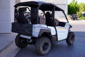 Wolverine X4 850 R-Spec UTV 4WD Vehículo Utilitario Todoterreno de 4 Tiempos con Parachoques Delantero de Asalto - Product Image 3