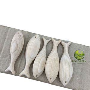Decoración de Peces de Madera de Fresno Natural de 15 cm, Manualidades de Peces de Madera Estilo Japonés, Adorno Decorativo Pintado a Mano para el Hogar - Product Image 2