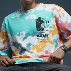 Camiseta Deportiva Formal y Casual con Diseño Sólido Vibrante, Totalmente Sublimada, Resistente a la Decoloración, Tejido de Gramas Tejidos, Colocación del Logotipo en la Parte Delantera - Product Image 2