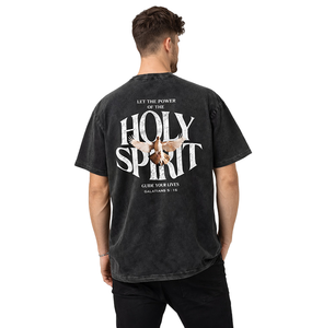 Camiseta Vintage Negra Lavada con Logo 'Holy Spirit' - Camiseta Oversize con Estampado Gráfico Hip Hop Personalizado para Hombre - Product Image 4