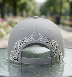 Casquette de baseball brodée personnalisée en coton blanc, 6 panneaux, ajustée, unisexe, pour le sport, le golf, la mode, avec logo frontal à motif lettres - Product Image 4