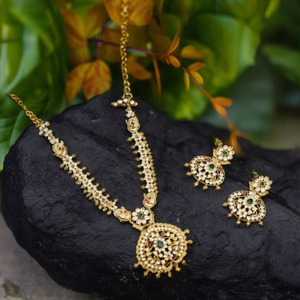 Antique Gold Plated Bridal Jewelry Set-24K Gold Lookalike Necklace and Earring Set - Product Image 3