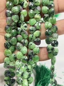 Cuentas facetadas de zoisita verde natural AAA en forma de corazón, aproximadamente 6-7 mm. Cuentas Sueltas de Piedras Preciosas de 8 Pulgadas para Joyería - Product Image 4