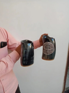 Corne à boire Viking en corne de buffle, verre à bière médiéval en corne d'ox naturelle polie - Product Image 2
