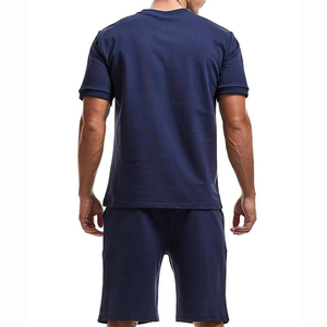 Meilleure Vente : Ensembles T-shirt et Short Respirants pour Hommes – Logo Personnalisé, Vente en Gros, Grandes Tailles, Tenue de Sport, Ensemble Short à Motif Uni, Vente en Gros - Product Image 6