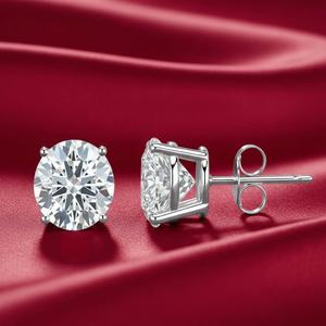 Boucles d'oreilles clous en diamant rhodié sur mesure, design élégant et scintillant en argent de qualité supérieure pour hommes - Product Image 3
