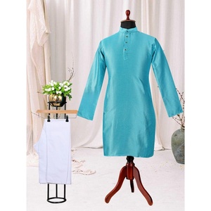 JACQUARD TRADITIONNEL EN SOIE KURTA AVEC PAJAMA SKY - Product Image 1