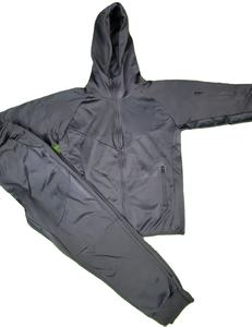 Ensemble de survêtement unisexe de haute qualité personnalisable avec logo et design unique - Product Image 1