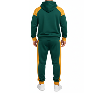 Conjunto Deportivo OEM para Hombre en Verde Bosque y Dorado Mostaza – Sudadera con Capucha de Manga Raglán y Puños en Contraste, Pantalón a Juego - Product Image 2