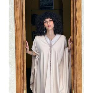 Caftán marroquí de terciopelo de seda Mlifa, hecho a mano, de primera calidad, fino, largo hasta el suelo, para fiesta de invierno, con silueta envolvente y escote en V, Aakaid - Product Image 4