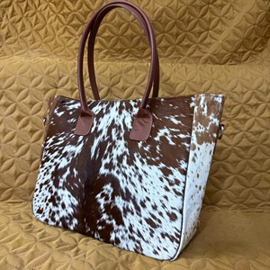 Bolso tote de cuero con pelo auténtico hecho a mano, bolso de hombro de cuero genuino, bolso de viaje vintage de gran capacidad - Product Image 5