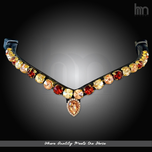 Accesorios de equitación: Elegante diadema de cuero con forma de V profunda, con colgante de cristal en forma de lágrima de topacio ámbar y granate, y diamantes de imitación. - Product Image 3