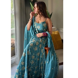 ชุดสูท Anarkali ผ้าไหมดีไซน์เนอร์สำหรับผู้หญิง พร้อมงานปักมือประดับลูกปัดอย่างสวยงาม เสื้อ Kurta แบบไม่มีแขน กางเกง Palazzo - Product Image 1