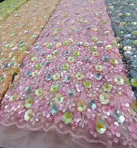 Tissu en dentelle à sequins floraux 3D de luxe, le plus vendu, en gros, pour robes de mariée, fournisseur de tissu en filet - Product Image 4
