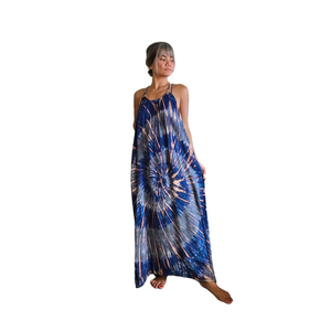 Vestido maxi bohemio tie-dye para mujer, azul, de rayón, sin mangas, con tirantes finos, corte holgado, estilo playero - Product Image 1